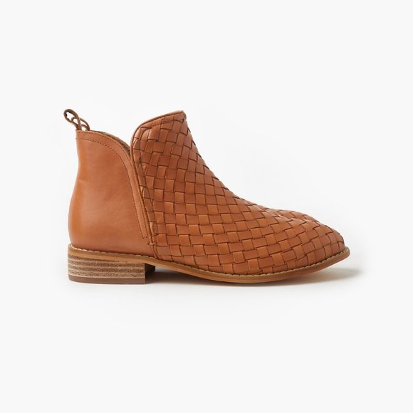 The Douglas Leather Weave Boots. - Picture 3 of 4